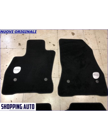 SET 4 TAPPETINI NUOVI ORIGINALI ANTERIORI POSTERIORI VELLUTO FIAT 500L LOGO  ARGENTATO - 50926900